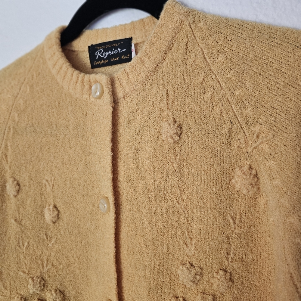 VTG WOOL Round Neck Floral Knit Cardigan Sz S - Picture 3 of 11